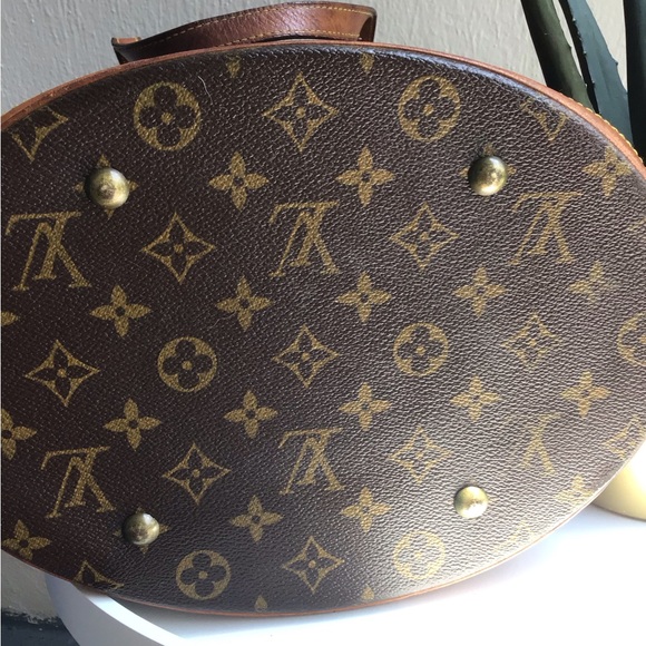 Auth Louis Vuitton Monogram Bucket GM Large - Picture 6 of 12